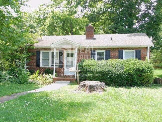 Primary Photo - 1104 Madison Ave