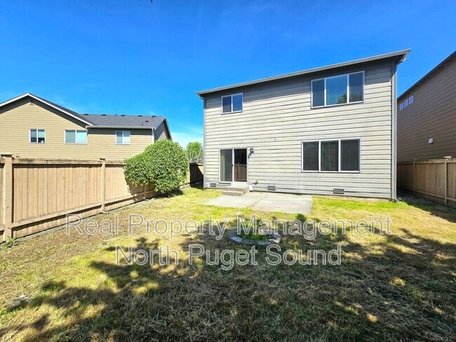 Building Photo - 7620 13th St SE