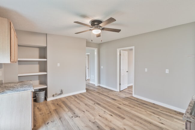 Building Photo - 1442 Magnolia St