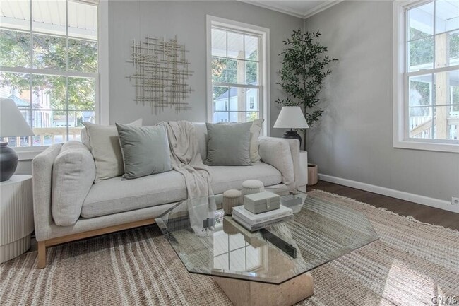 Building Photo - 406 Stone St