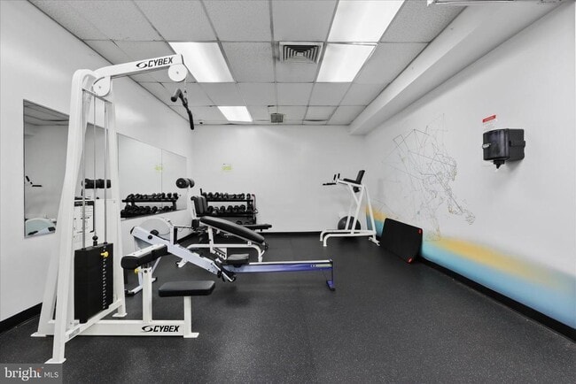 Building Photo - 301 N Beauregard St