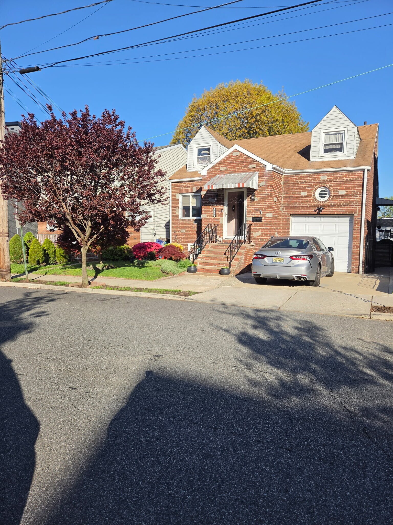 Building Photo - 509 Saint Pauls Ave
