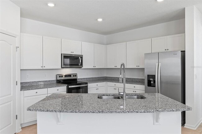 Building Photo - 516 Redbud Rd