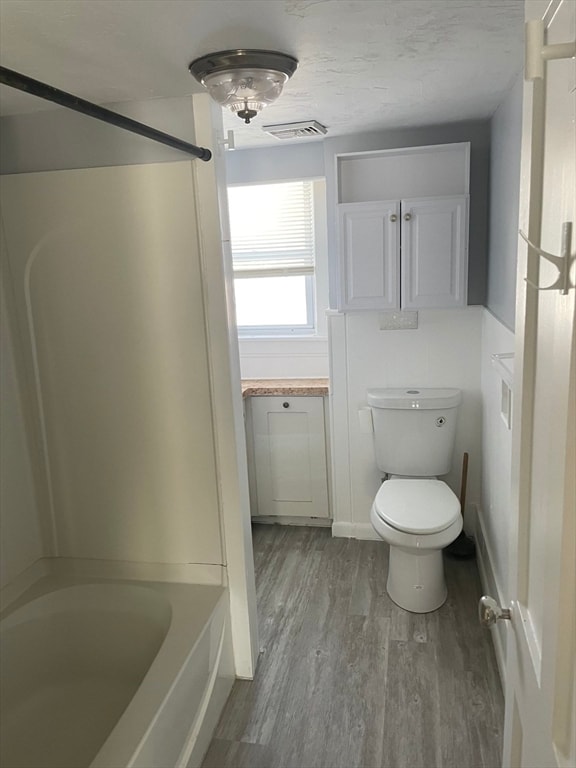 Building Photo - 745 Main St