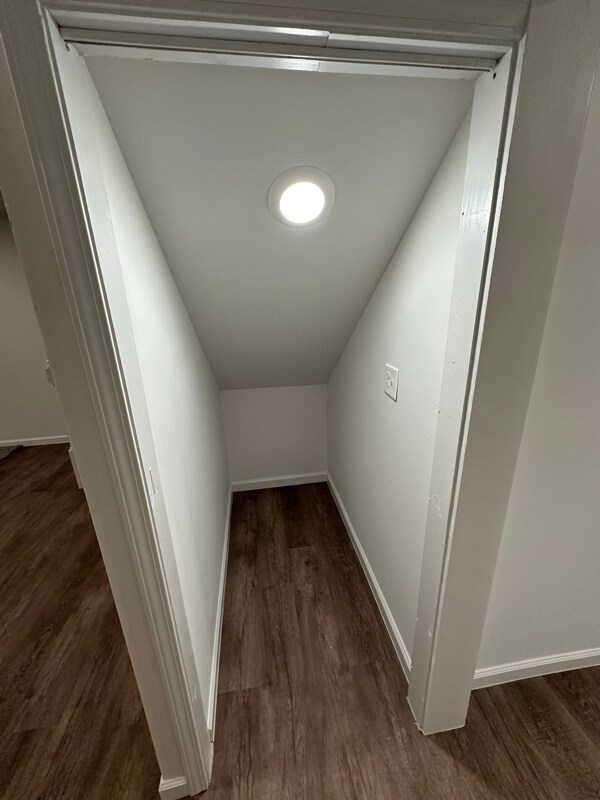 Building Photo - 301 Spring Hollow Rd