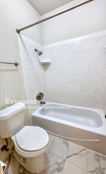 Building Photo - 4633 San Marcos Way