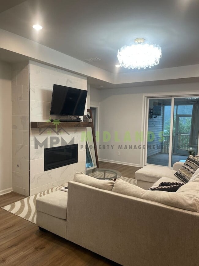 Building Photo - 1127 Eagleston Wy