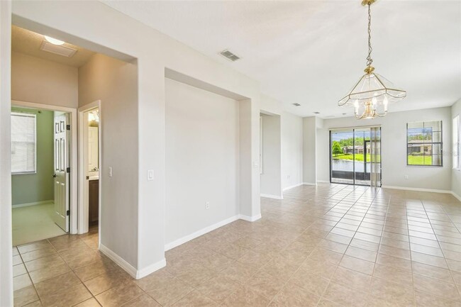 Building Photo - 829 Grand Canal Dr