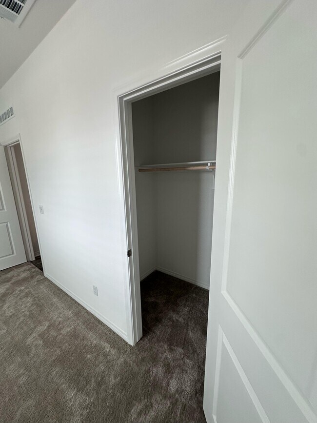 Building Photo - 30272 Truckee Cir