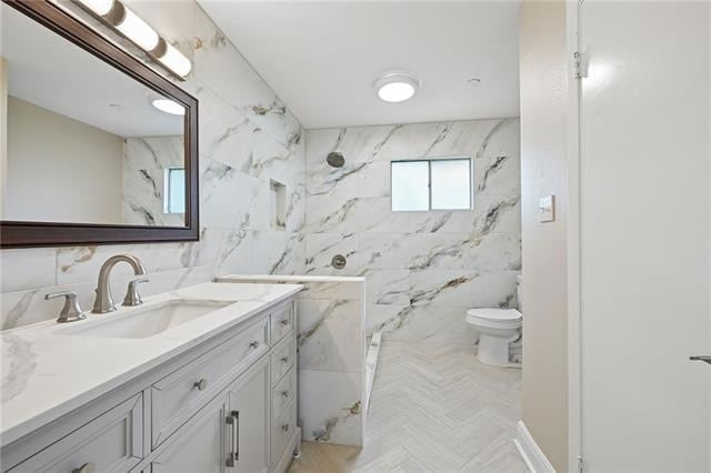 Building Photo - 1549 Eastwood Dr