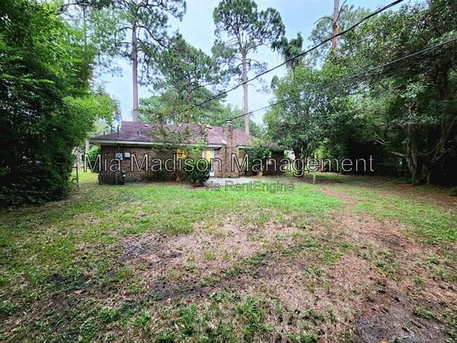 Building Photo - 1531 Marcy Cir