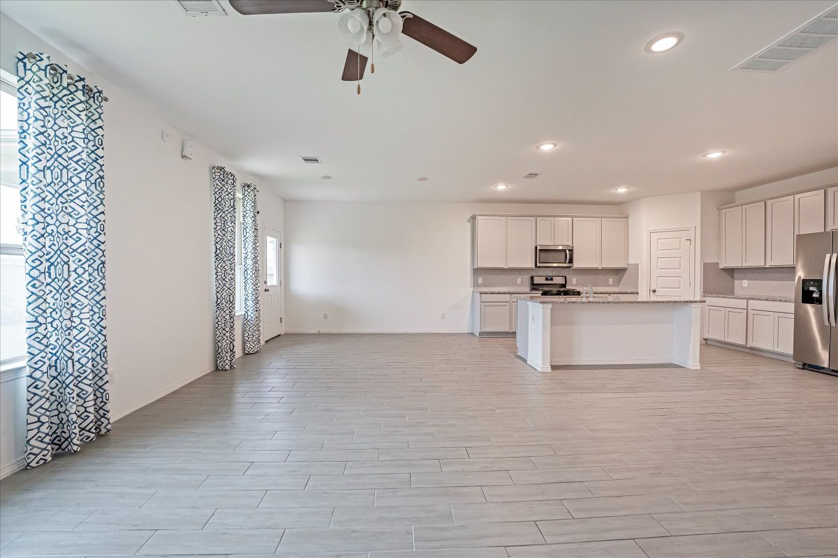 Building Photo - 5806 Aurora Grns Ln