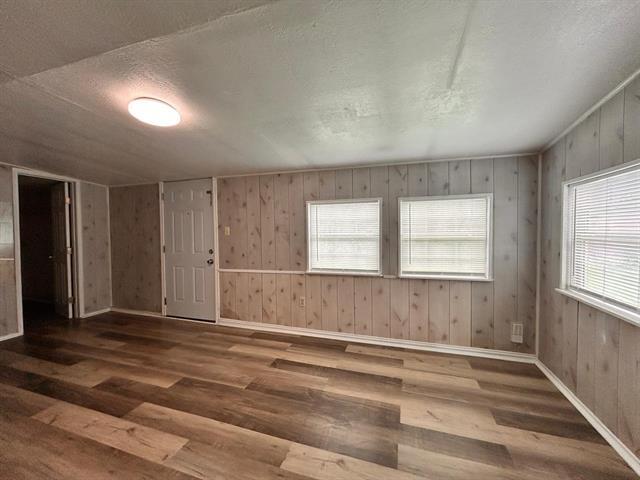 Building Photo - 3601 Aloha Cir