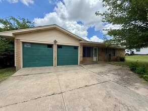 Building Photo - 5403 Dewey St