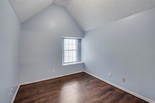 Building Photo - 7700 Windmere Ct
