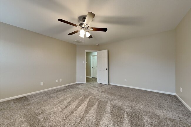 Building Photo - 29527 Legends Stone Dr