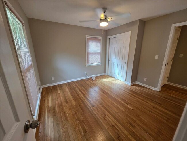 Building Photo - 4886 Candlewood Ln