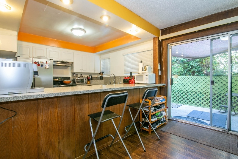 Building Photo - 446 S St Andrews Pl