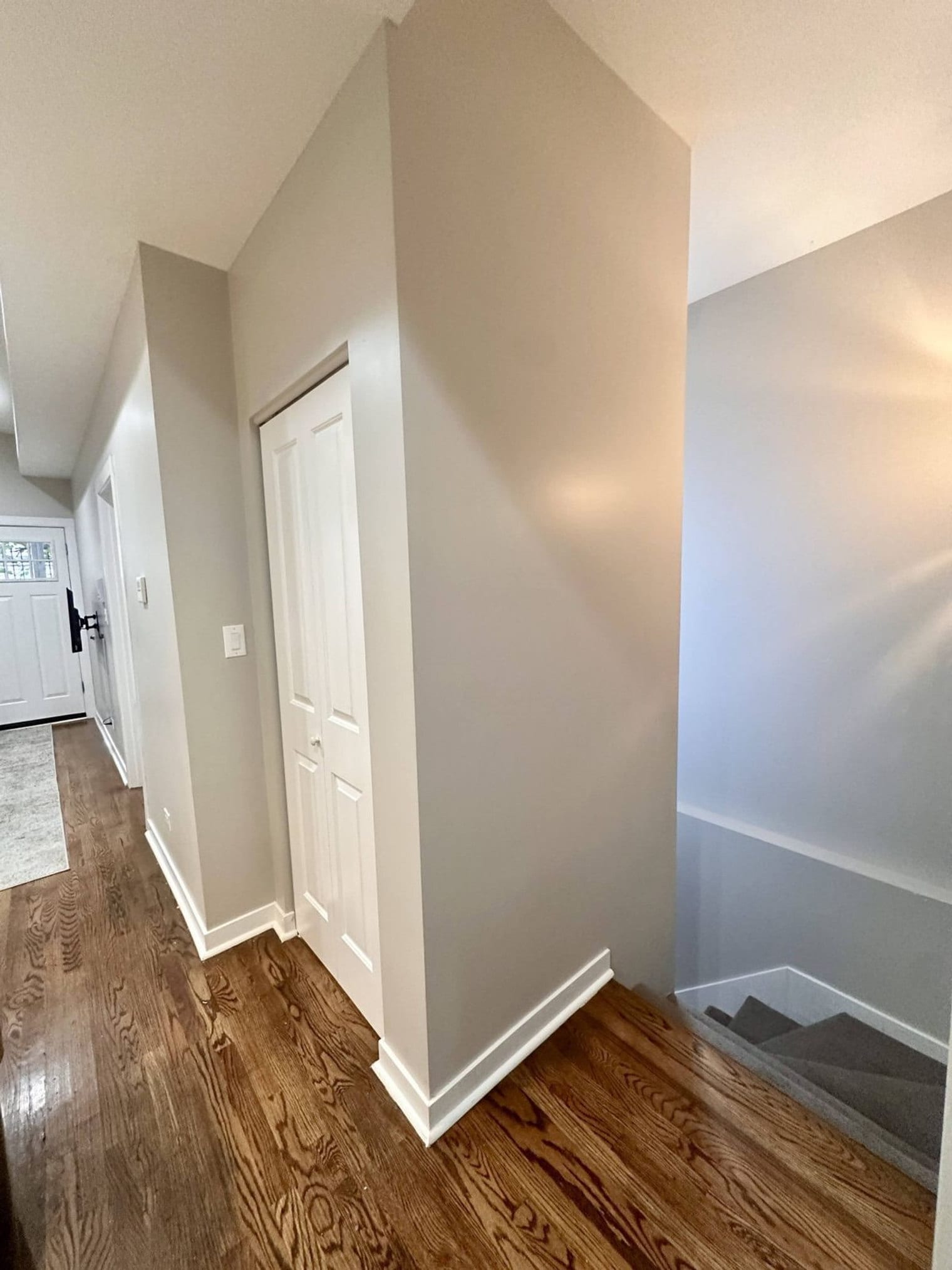 Building Photo - 736 N Throop St