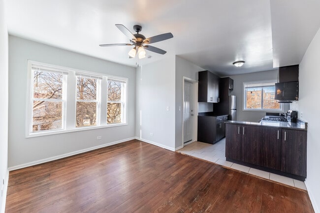 Building Photo - 7628 S Drexel Ave