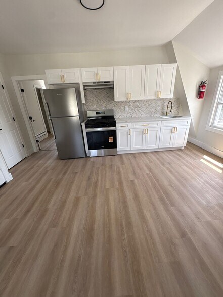 Unit 3 - 49 Rosehill Pl