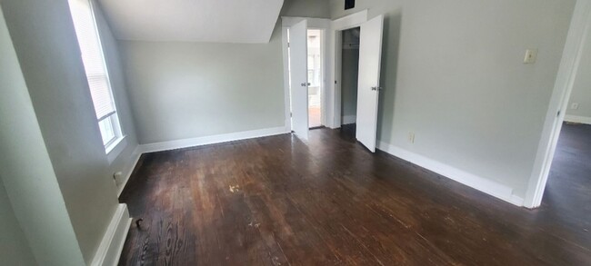 Building Photo - 152 East Fifth Street (Z1)-