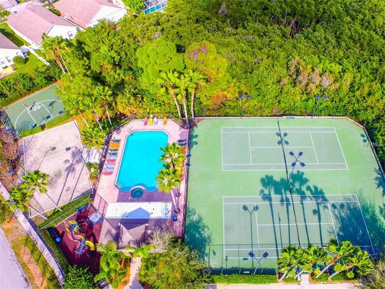 Building Photo - 569 Vallance Way NE