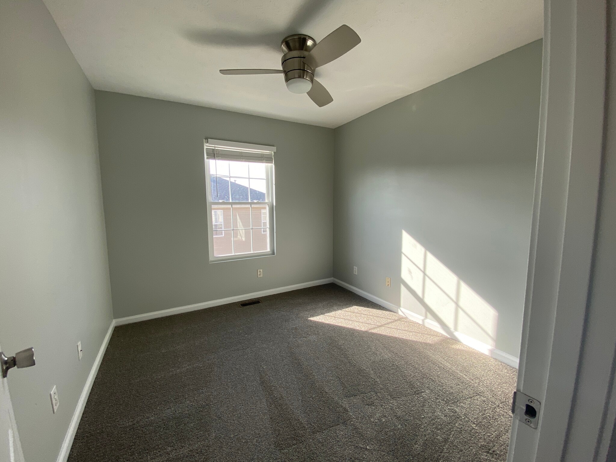 Bedroom 3 - 218 Pinnacle Ct