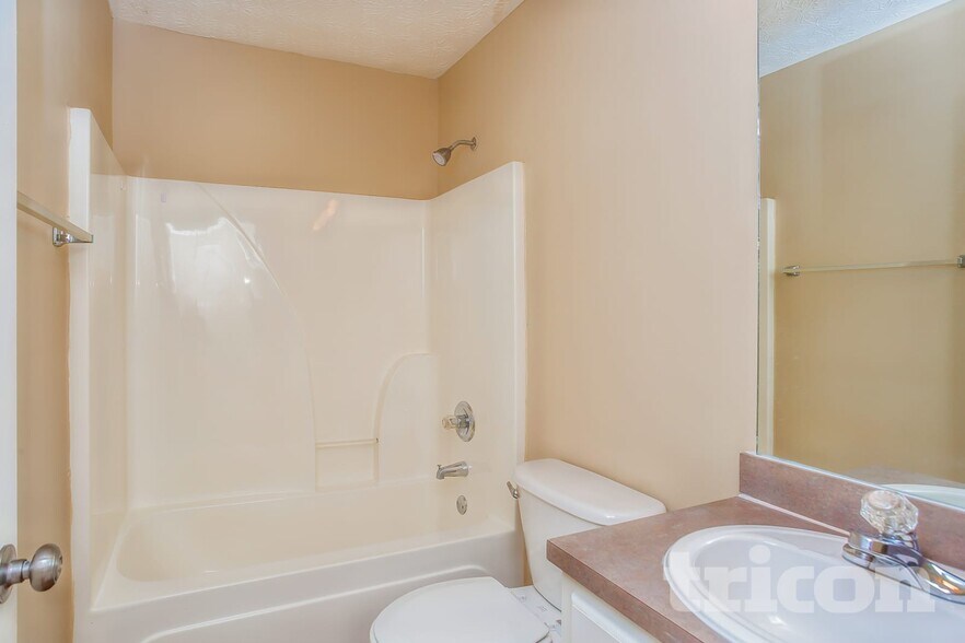 Building Photo - 255 Butler Bridge Cir