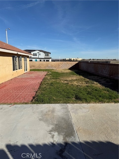 Building Photo - 44762 Shadowcrest Dr