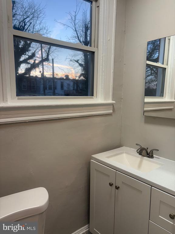 Building Photo - 5236 St Charles Ave