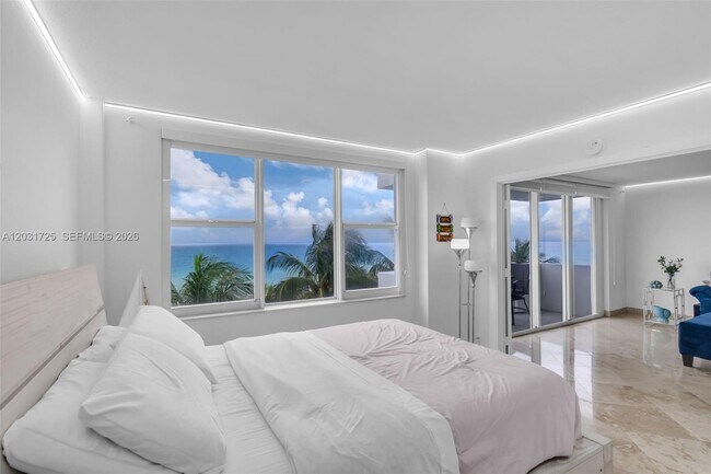 Building Photo - 9195 Collins Ave