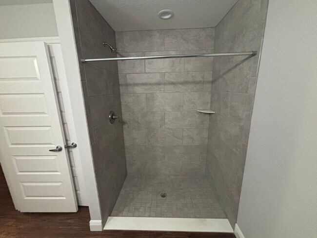 Building Photo - Custom Home - Desirable Citrus Springs Nei...