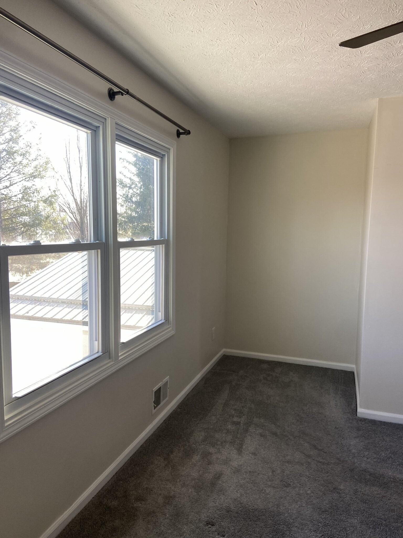 Building Photo - 5662 Running Brook Rd