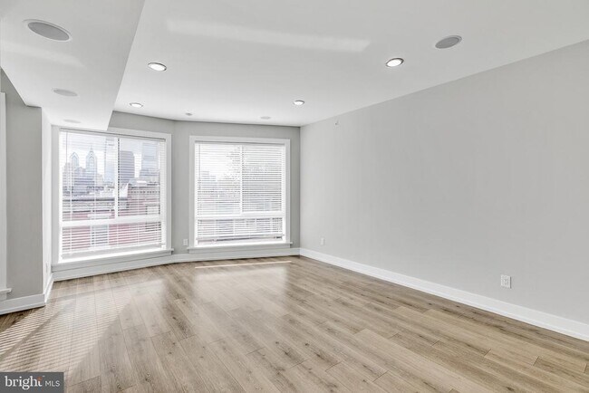 Building Photo - 1617 Brown St