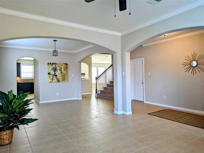 Building Photo - 10718 Wall Fern Way