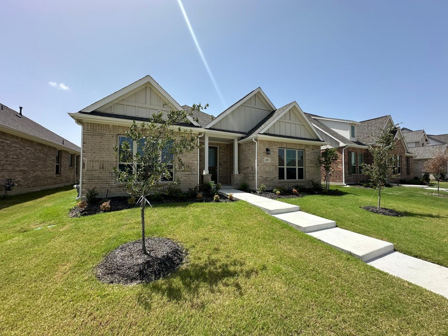 Building Photo - 2189 Glacier Dr
