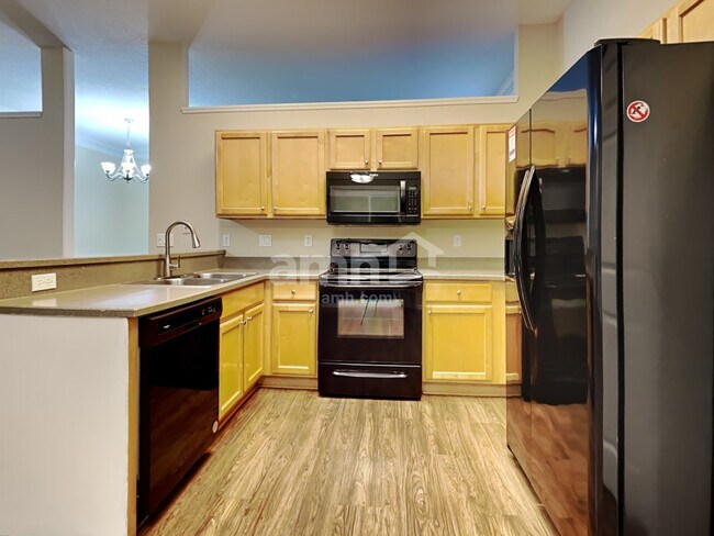 Building Photo - 2120 Pebble Creek Ln