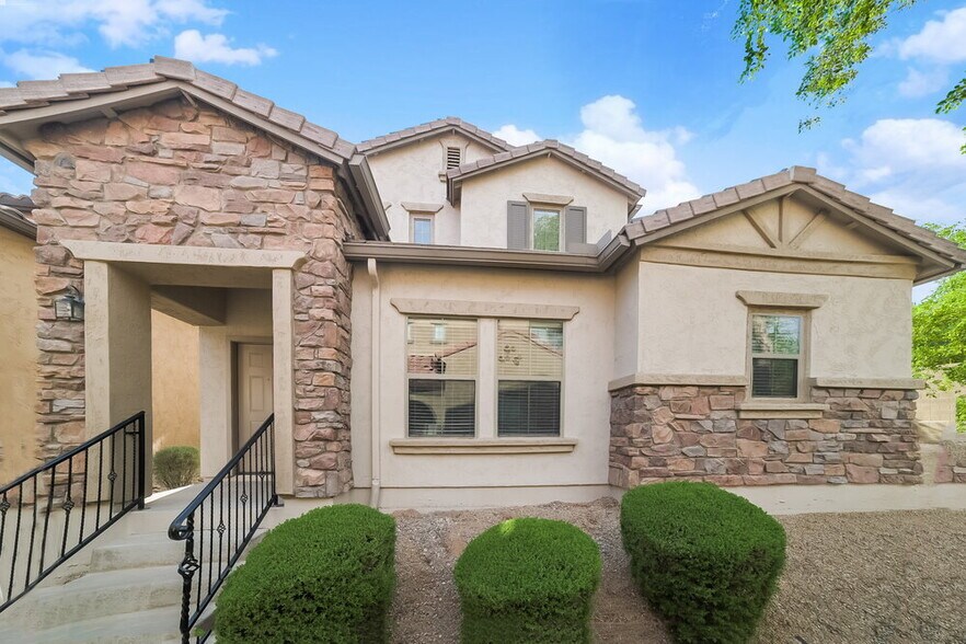 Primary Photo - 41713 N Globe Ct