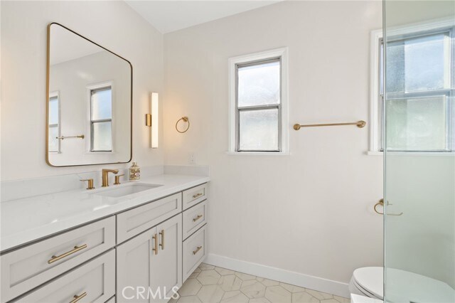 Building Photo - 1301 N Avon St