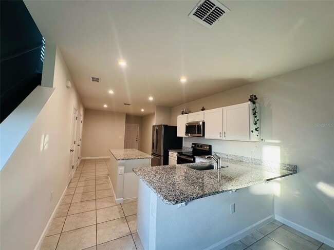 Building Photo - 222 Blueberry Ln