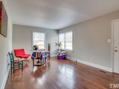 Building Photo - 313 Raynor St