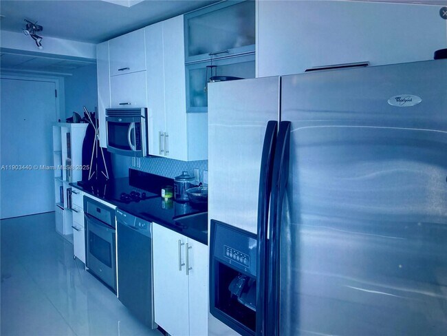 Building Photo - 60 SW 13th St