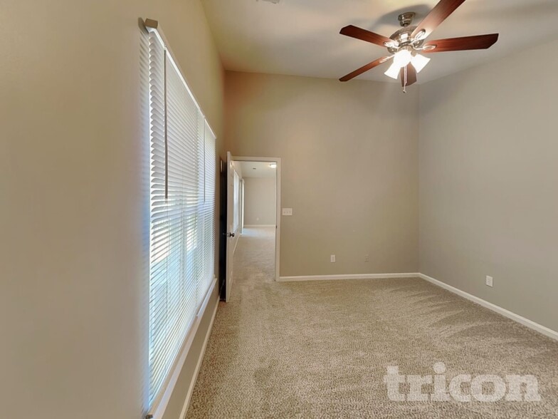 Building Photo - 2020 Chapel Creek Rd