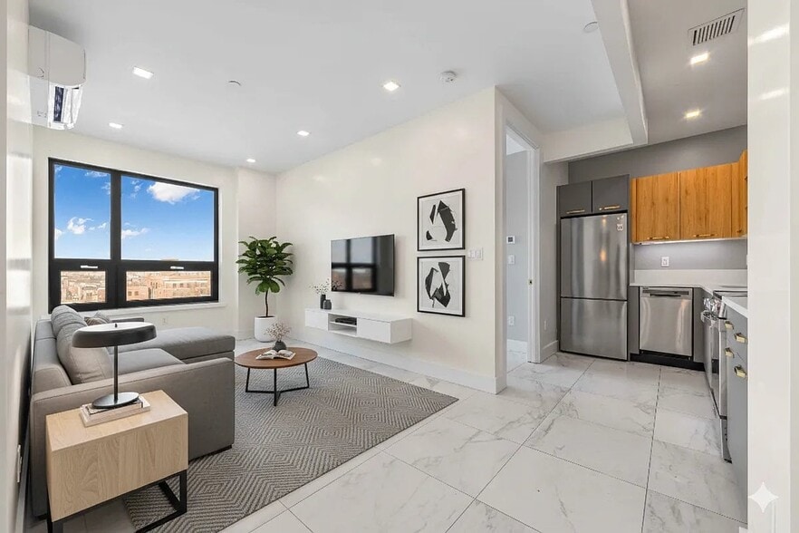 Building Photo - 1801 Broadway