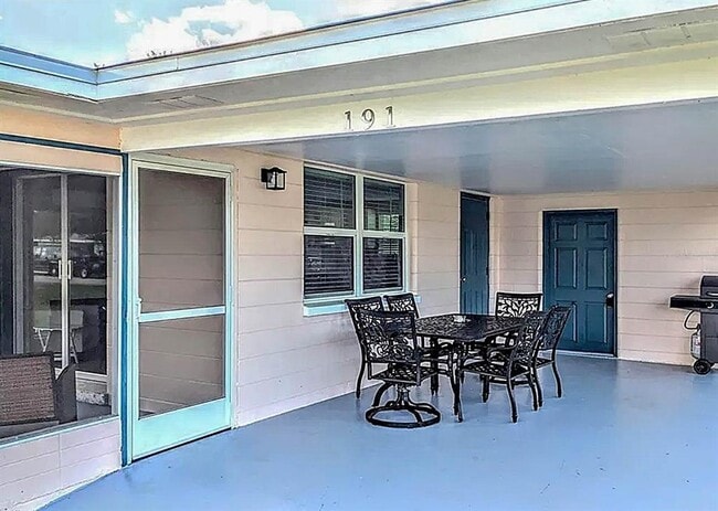 Building Photo - 191 E Wentworth St