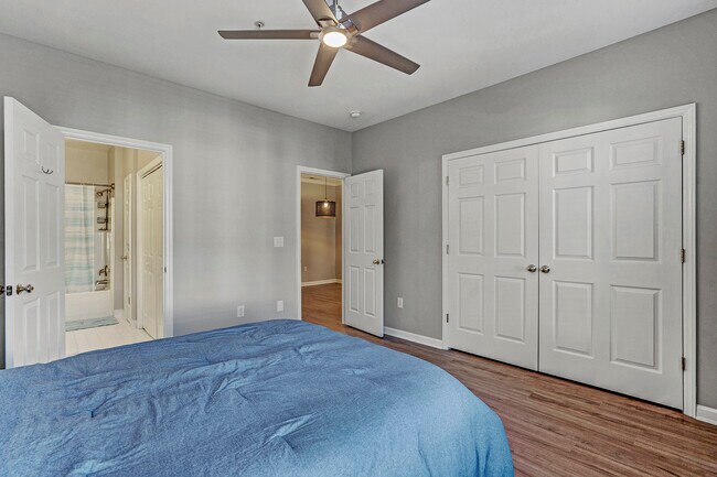 Building Photo - 801 Moratuck Dr