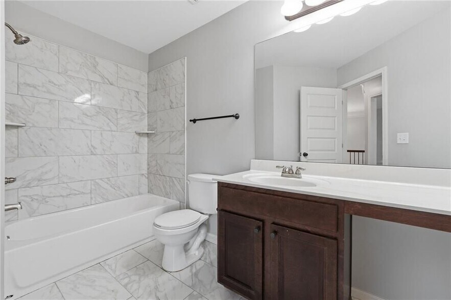 Building Photo - 523 Besra Dr