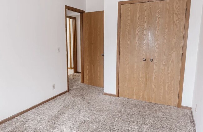 Building Photo - 418 Cadillac St