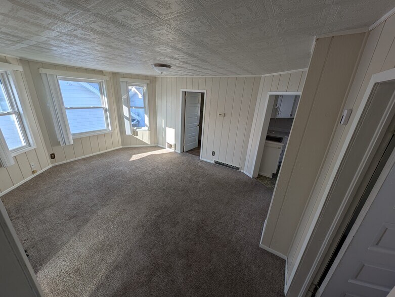 Building Photo - 119 Gray St